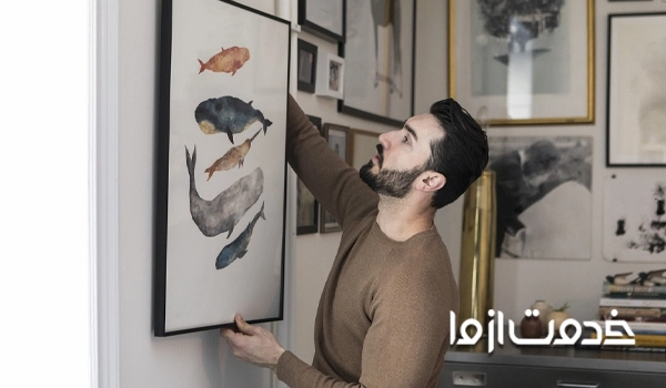 برداشتن قابها و تزئینات دیواری در شرایط جنگ