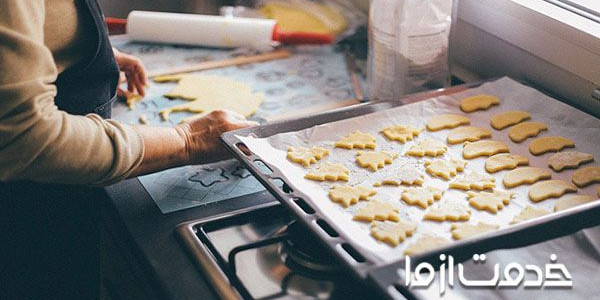 تمیز کردن سینی فر + روش های رفع سوختگی سینی فر