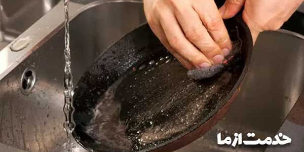 چگونه ظرف سوخته را تمیز کنیم