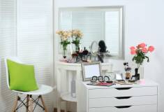 ساخت ویترین و دراور چوبی