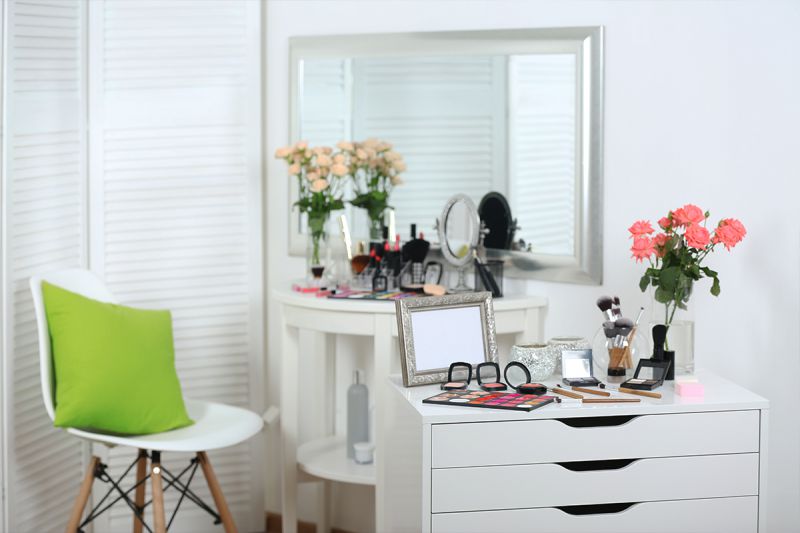 desktop head section image