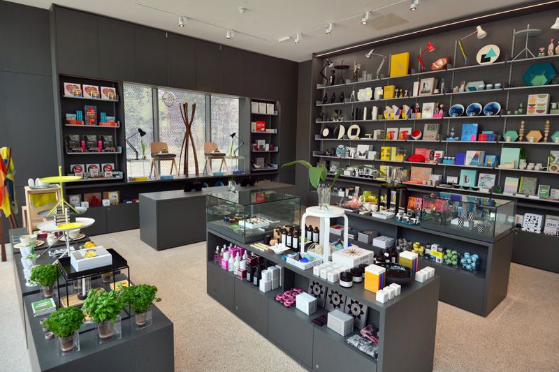 desktop head section image