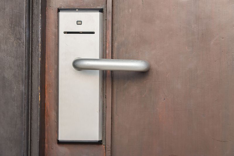 desktop head section image