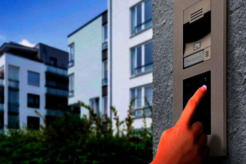 desktop head section image