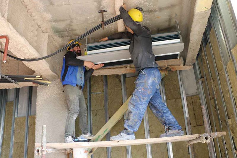 desktop head section image