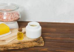 وکس صورت بانوان