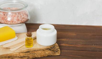 وکس صورت بانوان