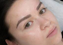 میکروبلیدینگ و میکروپیگمنتیشن بانوان