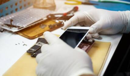 تعمیر و تعویض ال سی دی و تاچ گوشی