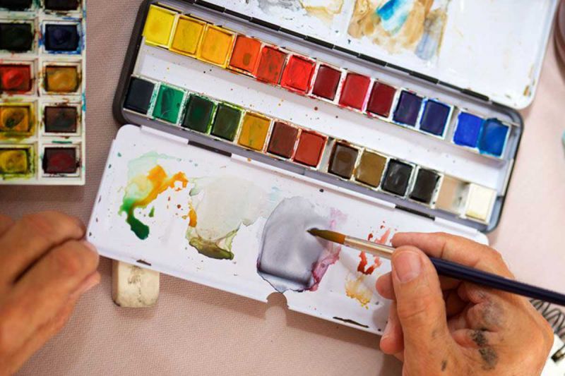 desktop head section image