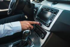 سیستم صوتی و ضبط خودرو