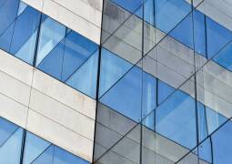 نصب شیشه رفلکس