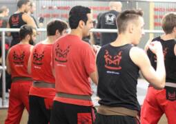 کلاس آموزش دفاع شخصی