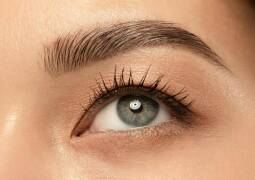 لمینت و لیفت ابرو و مژه بانوان