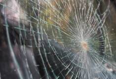 ترمیم شیشه اتومبیل