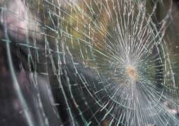 ترمیم شیشه اتومبیل