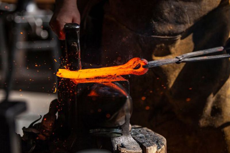 desktop head section image