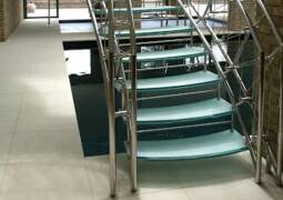 اجرا و نصب پله استیل