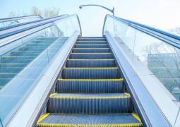 نصب، تعمیر و سرویس پله برقی