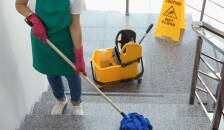 نظافت راه پله و مشاعات