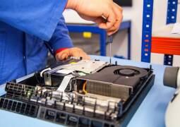 تعمیر کنسول بازی