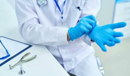 بیمه مسئولیت پزشکان