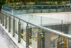 نصب شیشه سکوریت