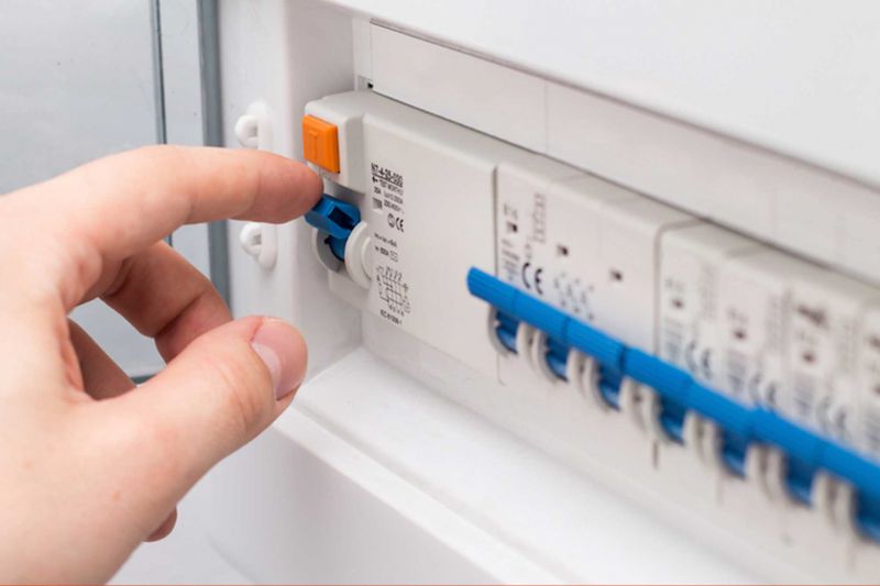 desktop head section image