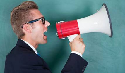 استخدام دادزن