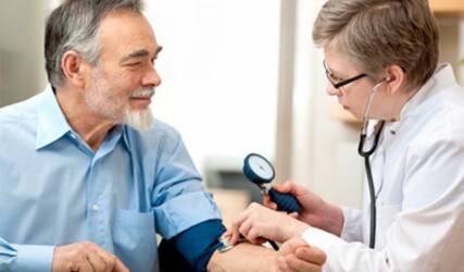 چکاپ سالمندان