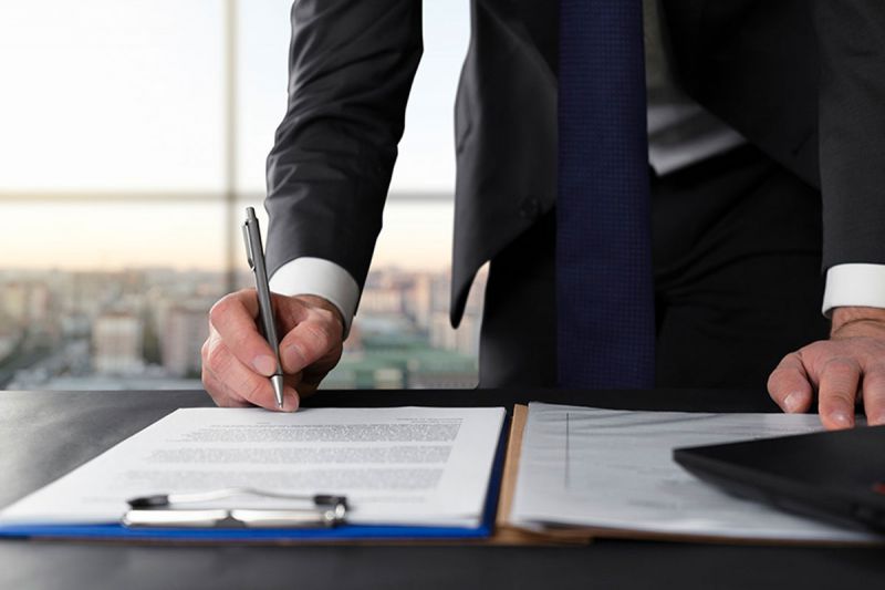 desktop head section image