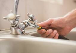 تعمیر و نصب شیرآلات