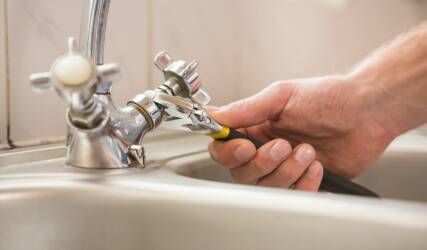 تعمیر و نصب شیرآلات