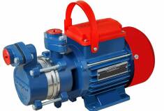 نصب پمپ آب و منبع