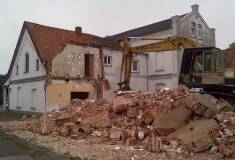 تخریب دیوار