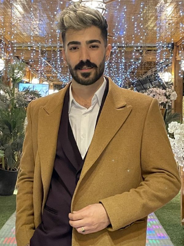 کارشناس مترجمی زبان انگلیسی امیررضا جانبازی