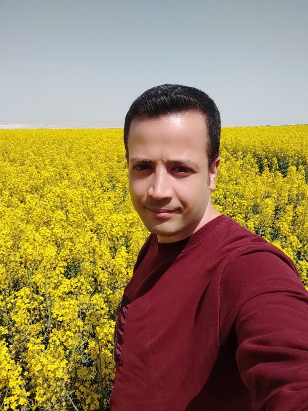 فرشید اخی جانی