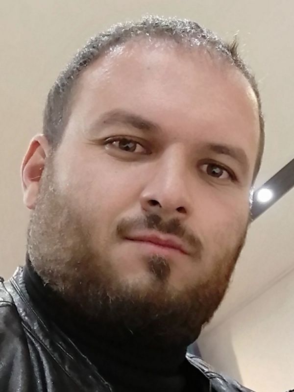 سیدحسن صادقی