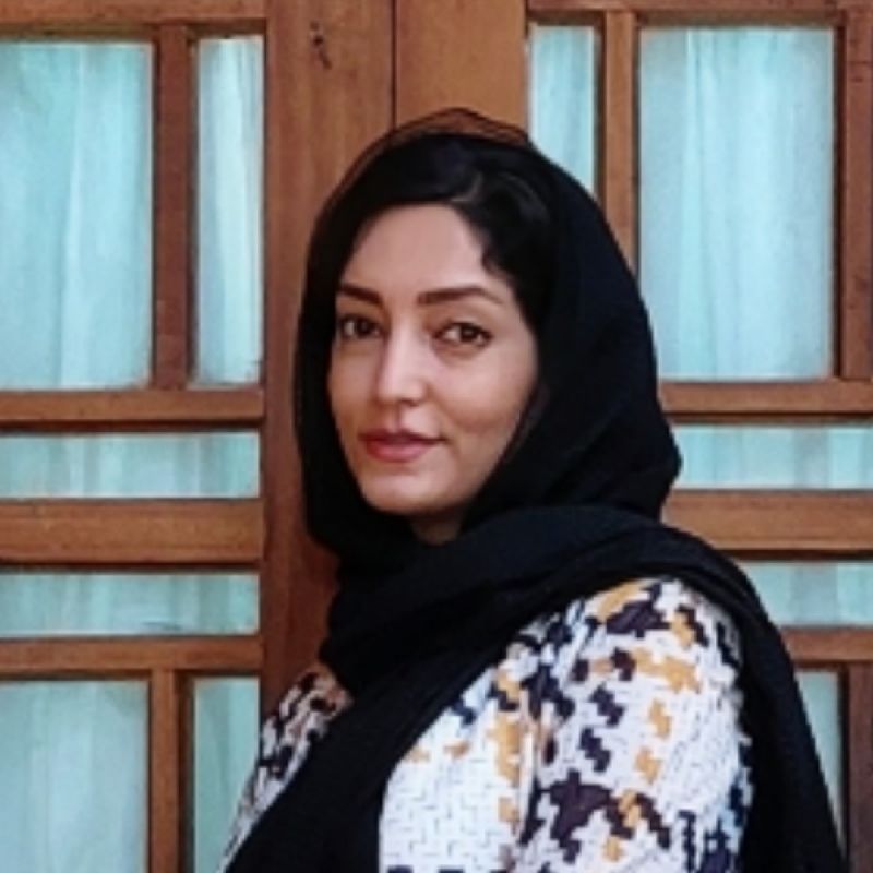 فاطمه شیاری