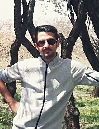 فرشید اکبری فرامندی
