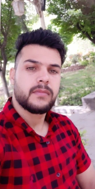 ایرج احمدی