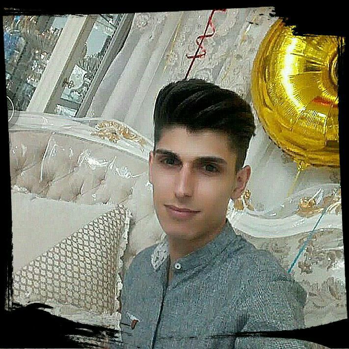 میلاد داودی