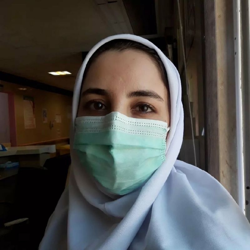 مریم دیناری