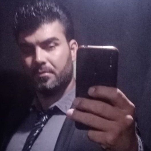 ایمان زیدآبادی