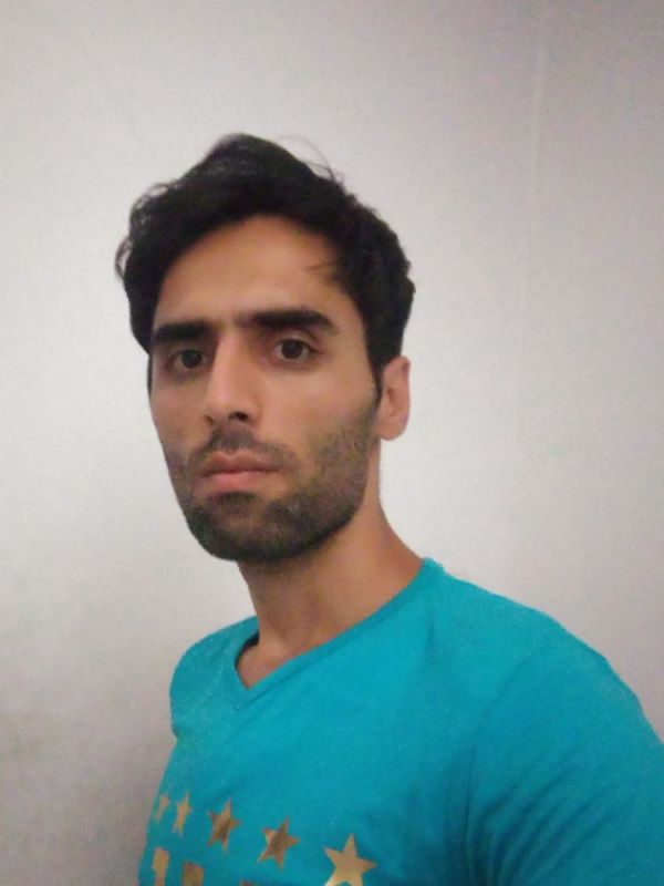 یاسر قنبری