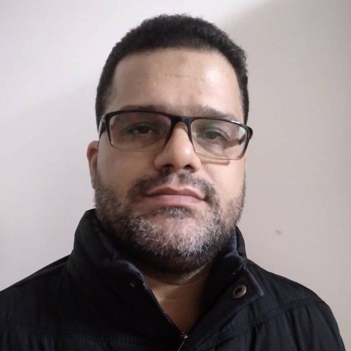 مصطفی آجری