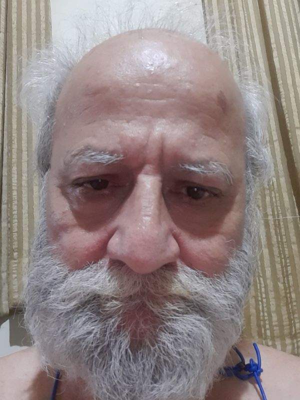 همایون حسامی