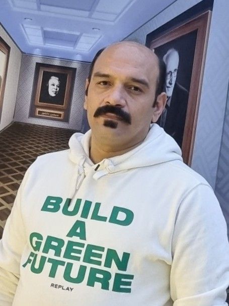 امیر تکروستا
