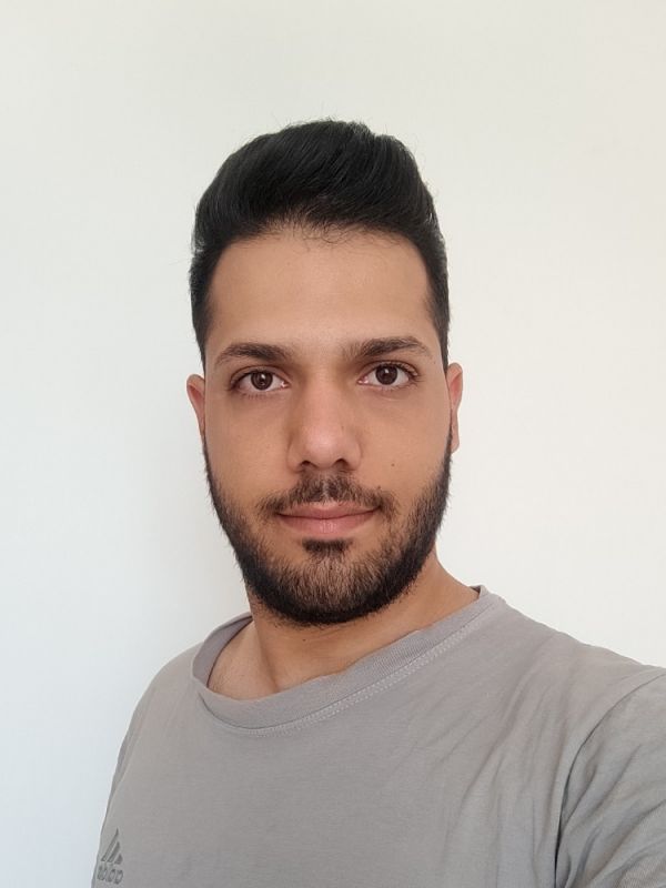 رضا علیپور