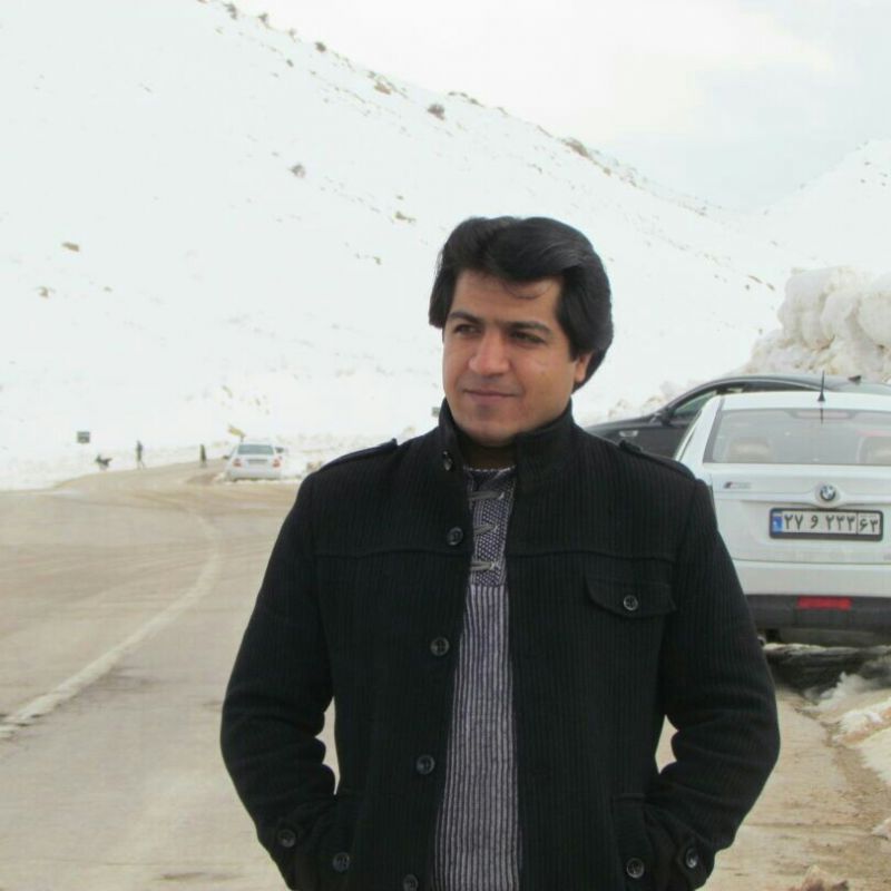 اکبر محمدیان